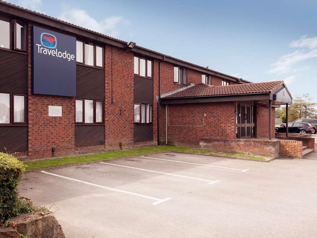 Travelodge Reading Whitley Exterior photo